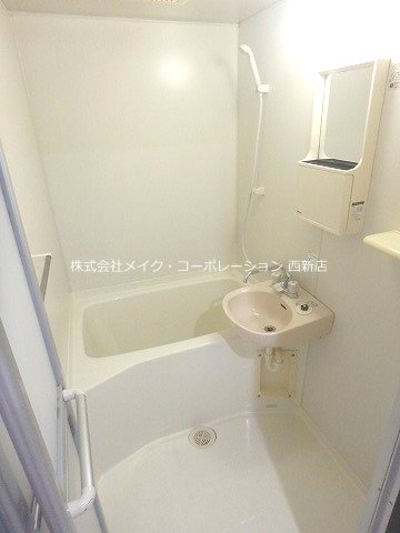 バス リュージュ飯倉~ネット無料~ 風呂画像
