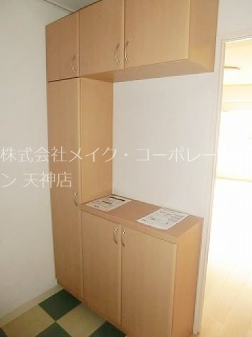 警固丸ビル 玄関