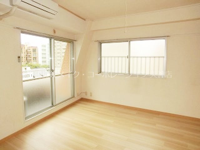 警固丸ビル ベッドルーム