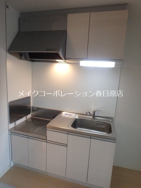 ON KASUGA キッチン