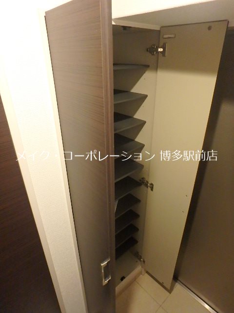 サンヒルズ薬院 玄関