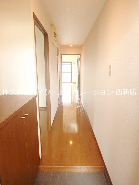 プリムヴェール愛宕 玄関