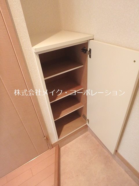 グレース茶山 玄関