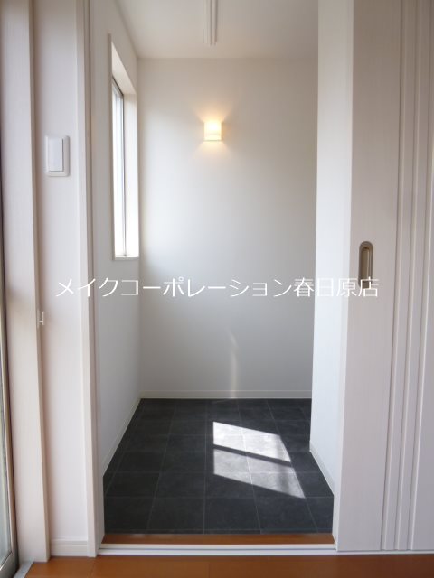 玄関 ドミールT&J 玄関