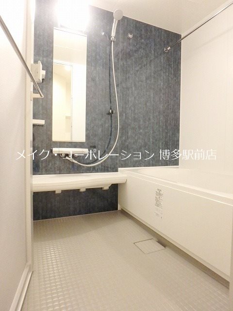 フォンターナガーデン博多駅前 風呂画像