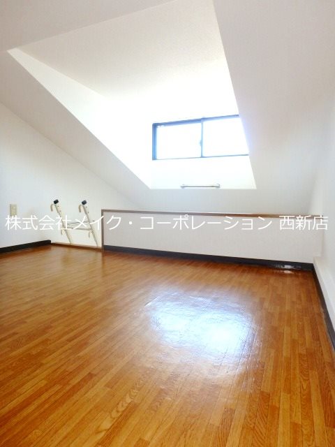 ベッドルーム アゼタビル ベッドルーム