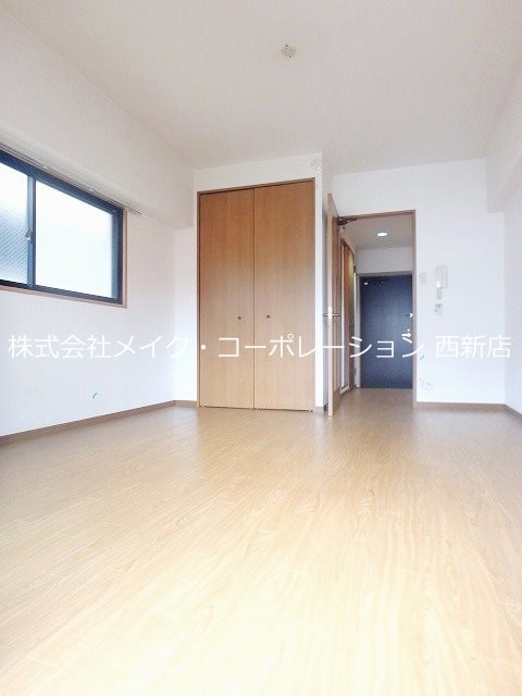 ナウパレス百道浜～ネット無料～ リビング