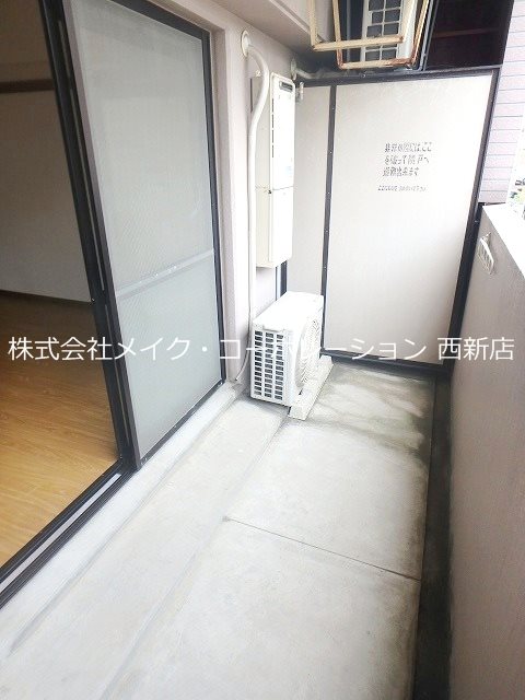 ナウパレス百道浜～ネット無料～ ベランダ
