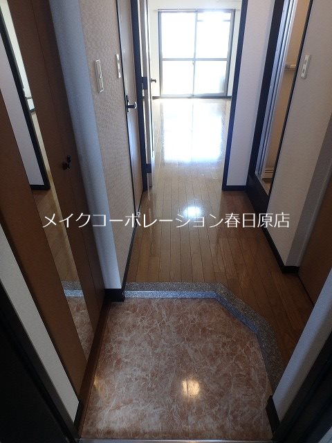 ピュア春日公園 玄関