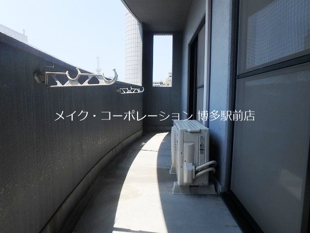 ロイヤル天神南 ベランダ