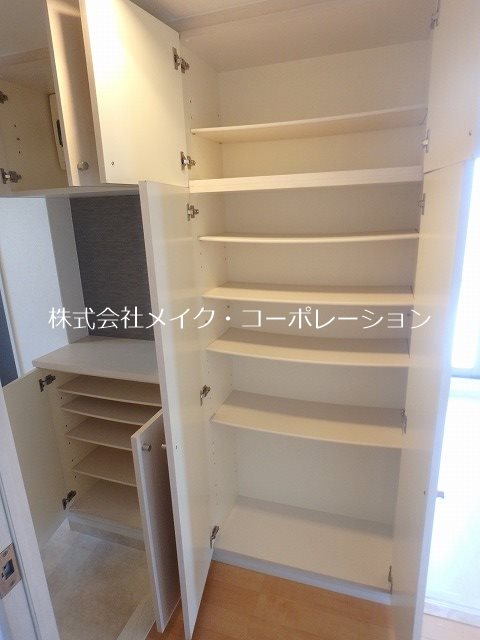 パークフラッツ長尾 玄関