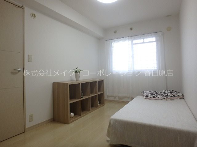 メゾンくりえいと ベッドルーム