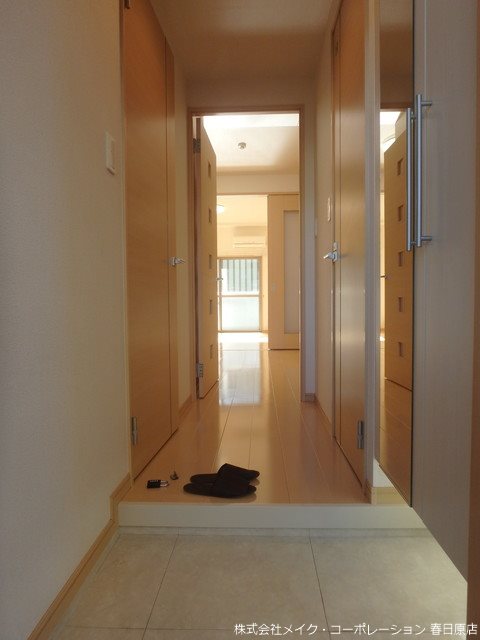 写真は同型タイプ グランドール 玄関