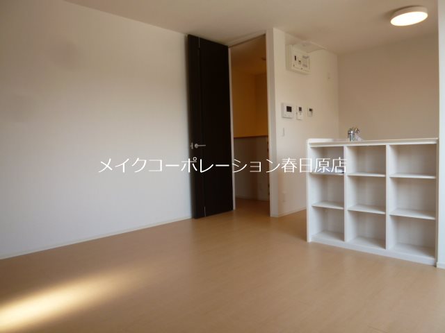 ロイヤルコート大谷 リビング