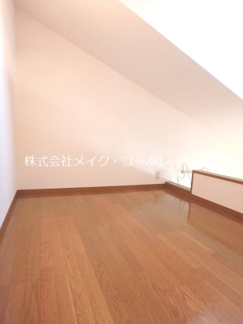 イル・レガーロ鳥飼 ベッドルーム