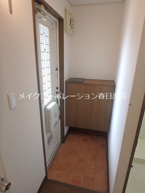 グリーンヒル白水A棟 玄関