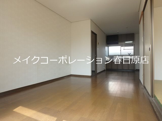 グリーンヒル白水A棟 リビング