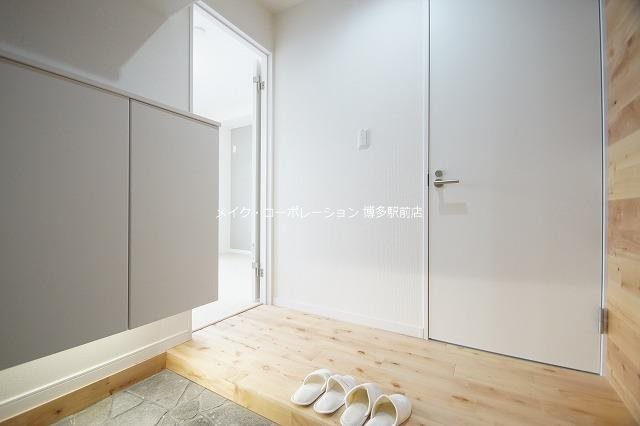 田中ビル 玄関