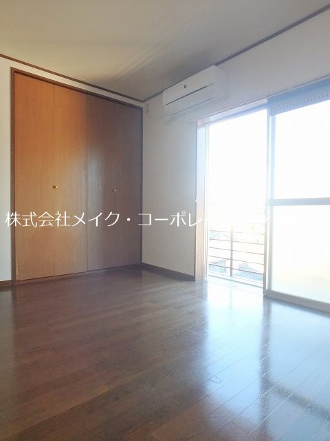 グラフィックメゾン飯倉 リビング