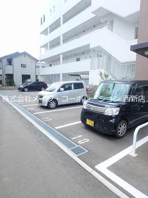 駐車場 クラシックコート鳥飼~ネット無料~ その他外観6