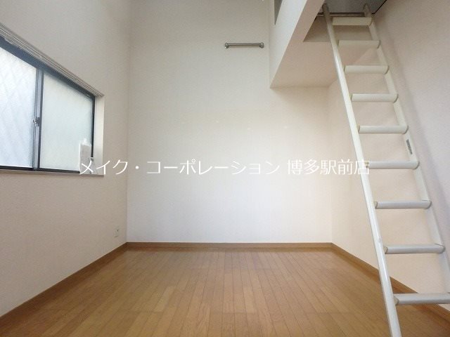 リビング パークコート大博通り リビング