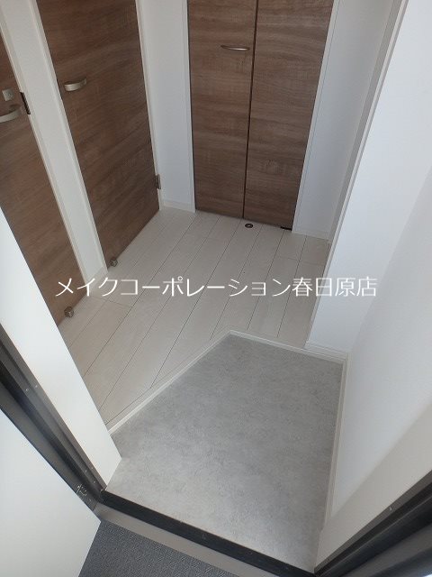 写真は同型タイプ カーサラドリ博多南 玄関
