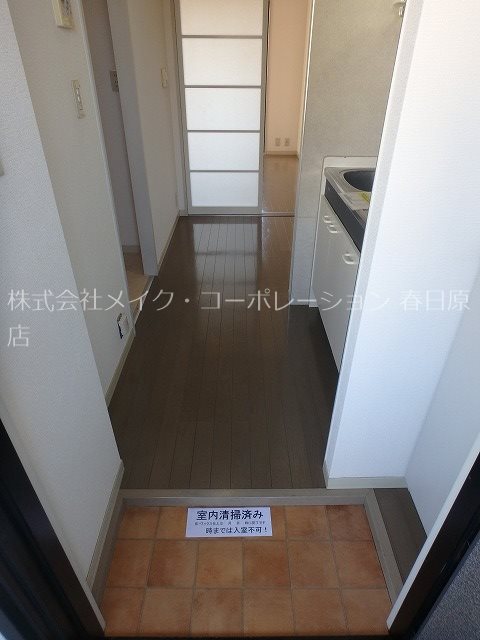 ハウゼ曙B棟 玄関