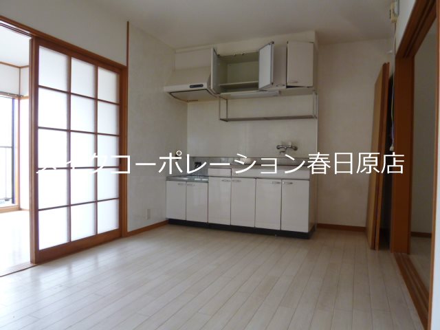 パルデンス春日公園 リビング