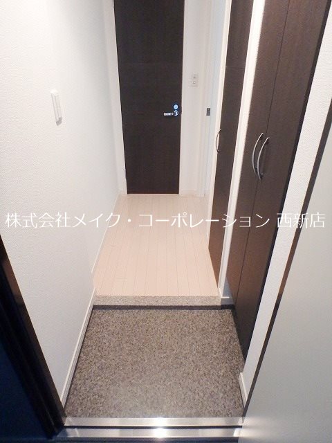 グランフォーレプライム西新 玄関