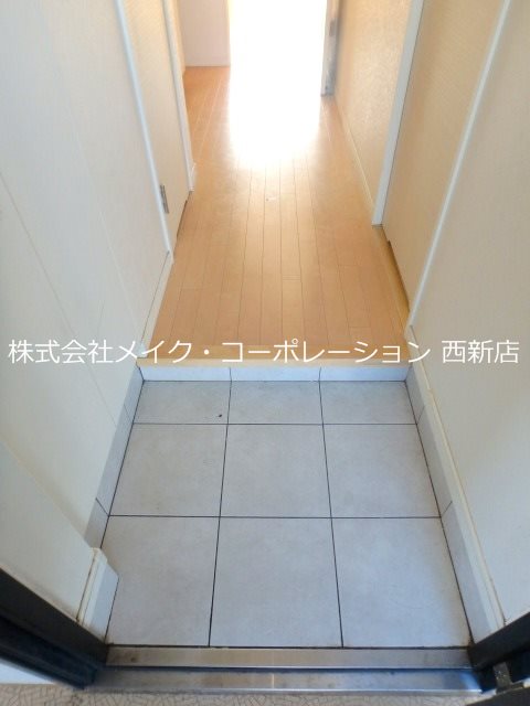 エンクレスト藤崎 玄関