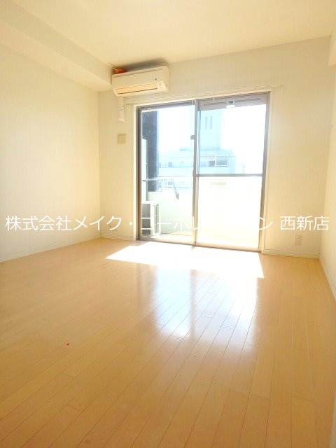 エンクレスト藤崎 リビング