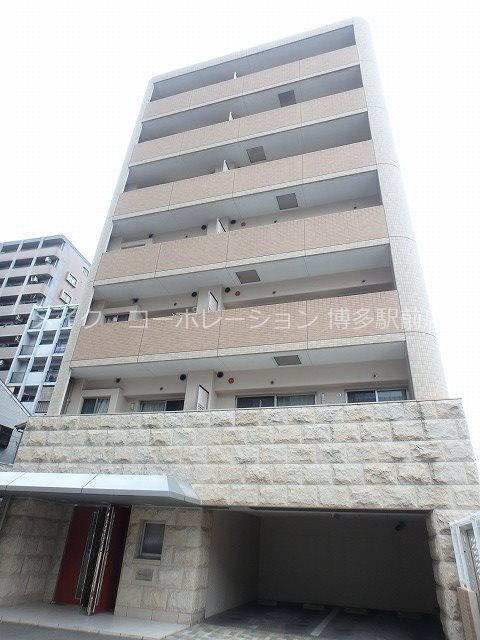 FAME上呉服 外観