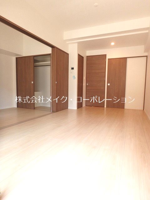 ネストピア別府駅前～ネット無料～ リビング