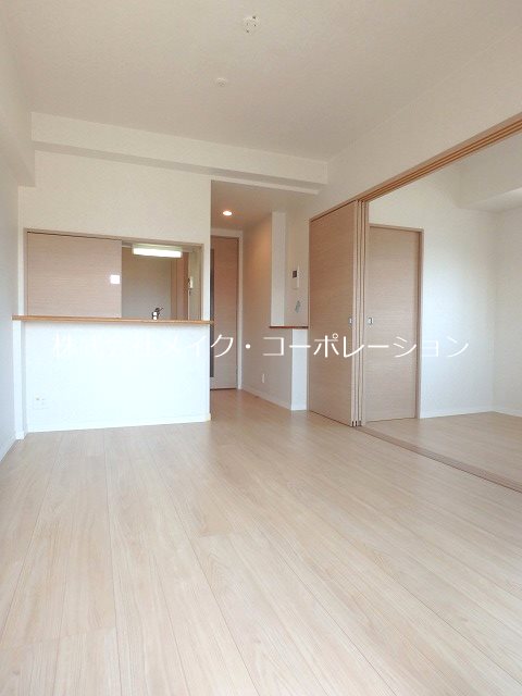 ネストピア別府駅前～ネット無料～ リビング