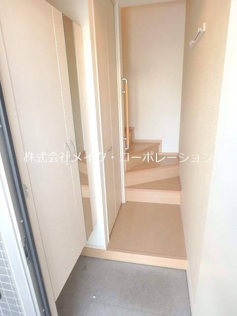 グランドソレイユ 玄関