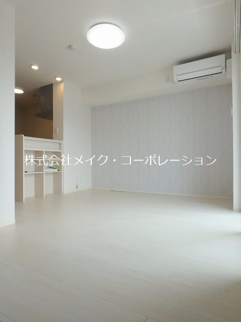 ＡＲＥＴＥ野芥駅東 リビング