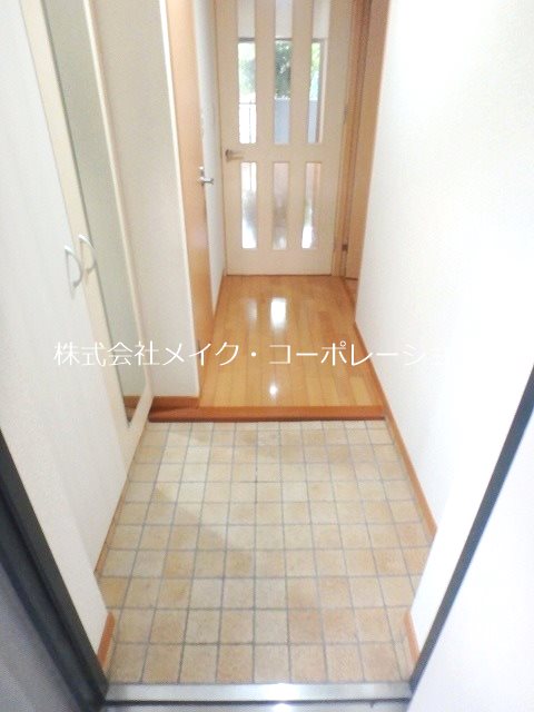 バルザックコロニー 玄関