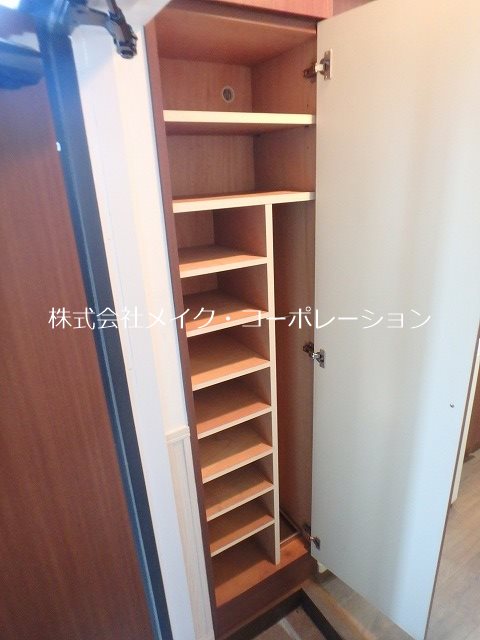 玄関 フォーサイトストゥディオ堤 その他8