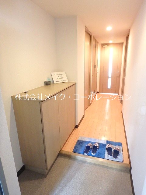 プライムメゾン百道浜 玄関