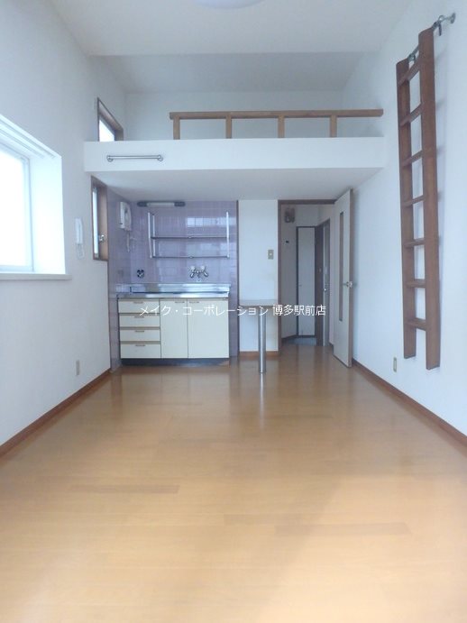 シティハイム竹下 リビング