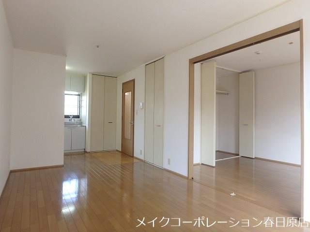 アーバンフラット山田A棟 リビング