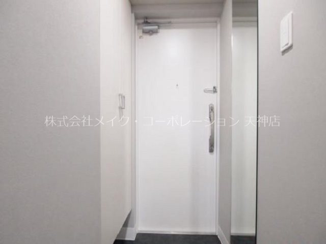 玄関 APエルテージ地行 玄関