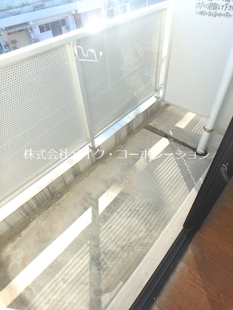 大産七隈ビル ベランダ