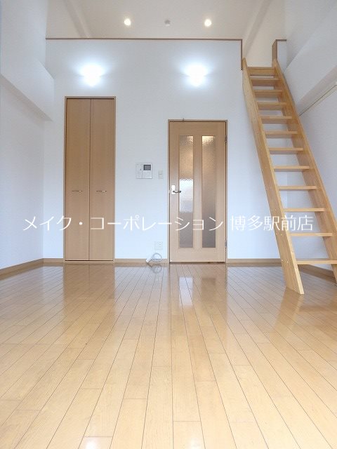 リビング ピュアドーム博多21 リビング