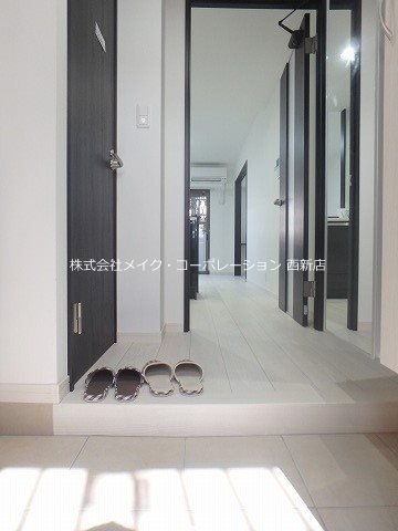 LIBTH西新Ⅱ～ネット無料～ 玄関