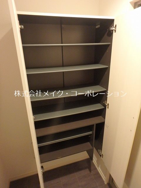 D-roomグランクリュ姪浜 玄関