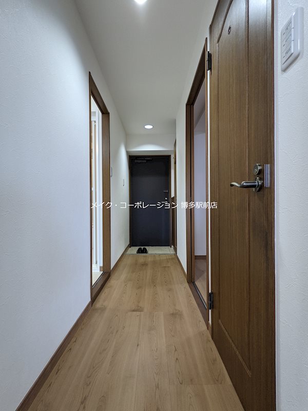 コモダス天神  玄関