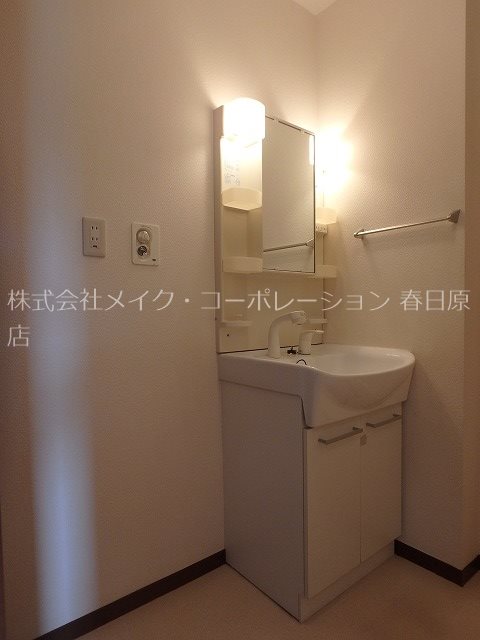 写真は同型タイプ ラフィーネ・プロムナードⅢ B棟 その他3