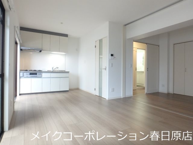 写真は同型タイプ 大神第6ビル リビング