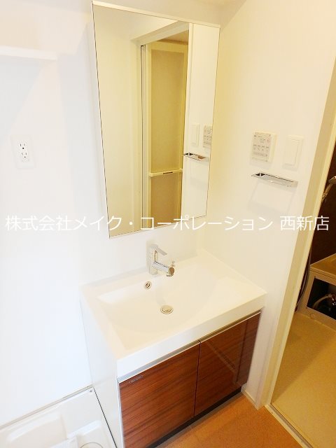 洗面所 プリュネル荒江~ネット無料~ その他17